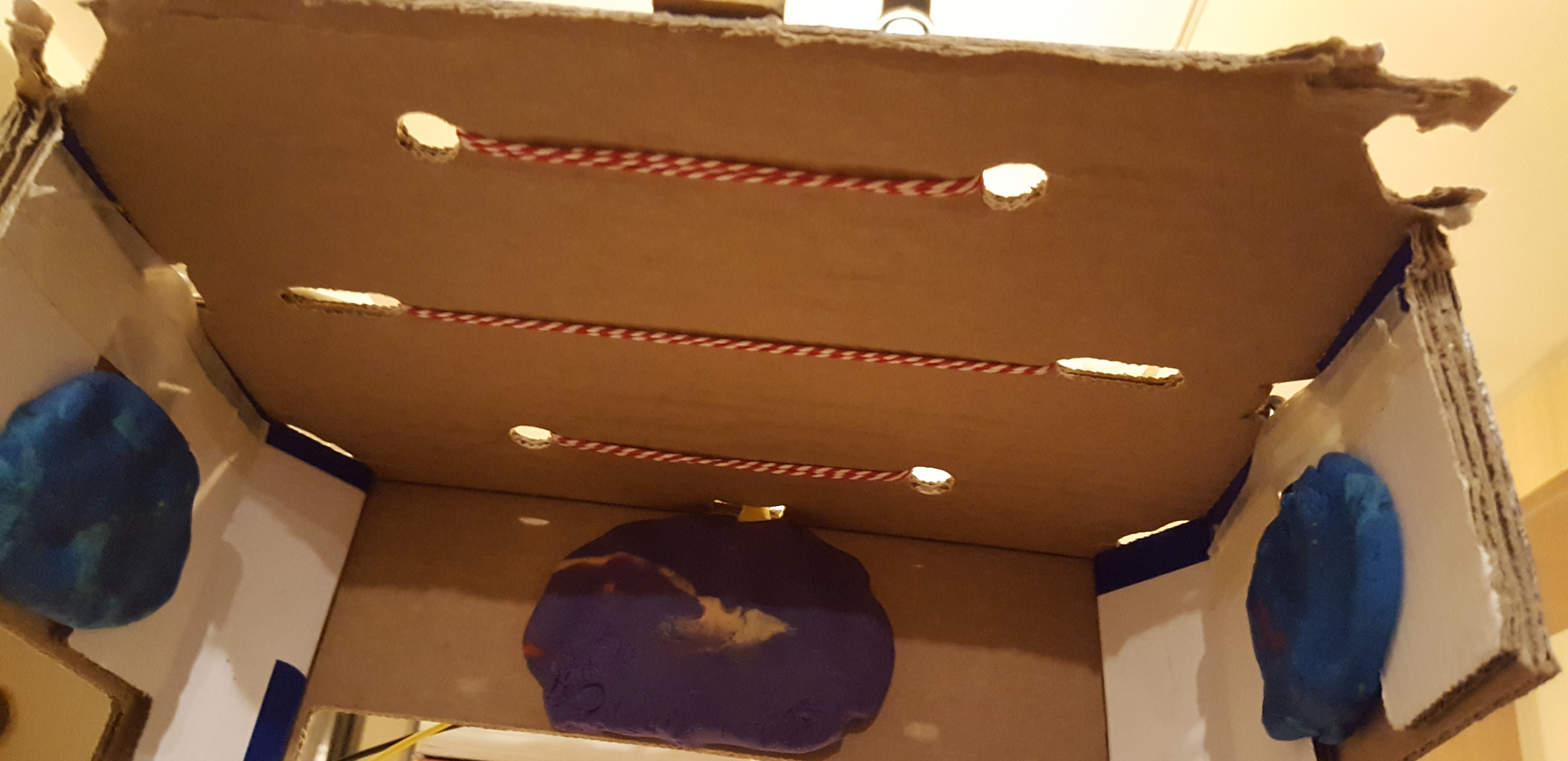 MakeyMakey cardboard head controls