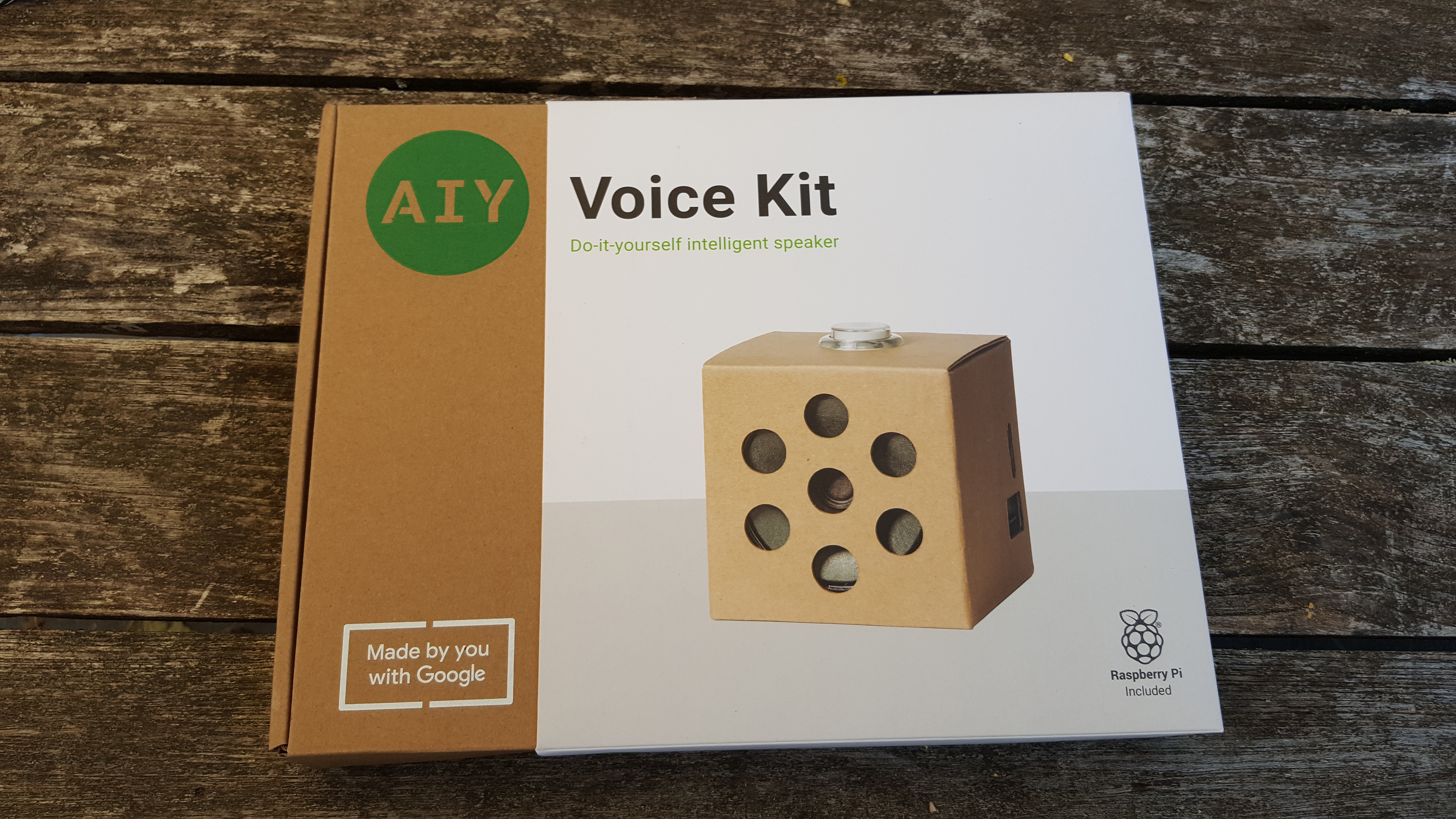 Google AIY Voice Kit Box